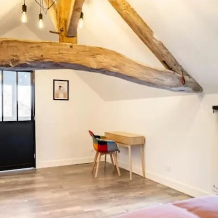 بيت للعطل 21 Route De Saumur Parnay