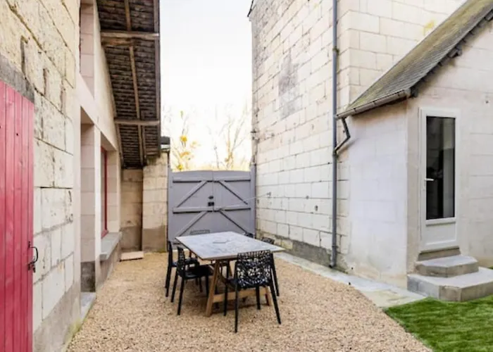 21 Route De Saumur Parnay